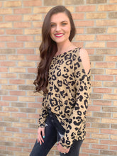 Load image into Gallery viewer, Cheetah Cut Sweater
